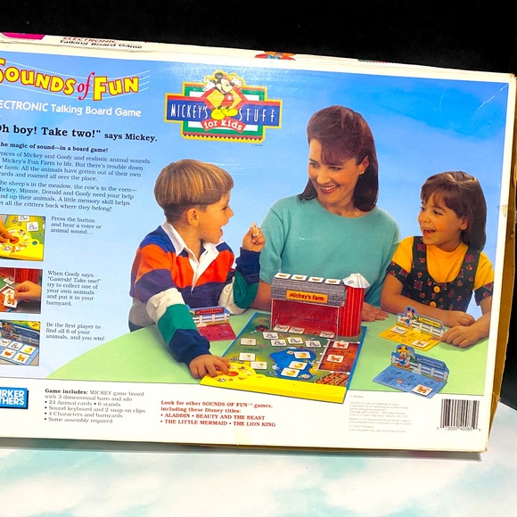 DISNEYS VTG 90s 3-D MIKEYS STUFF SOUNDS OF FUN ELECTRONIC TALKING BOARD GAME - Picture 11 of 16